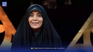 الهام چرخنده پای دیگ نذری در مراسم عزاداری فاطمیه + فیلم