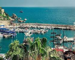 ميناء أنطاليا السياحي