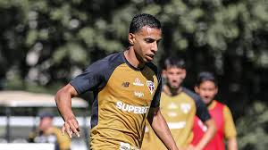 Rui Costa fora, Rafinha promovido e reforços: o que mudou no São Paulo durante a Copa