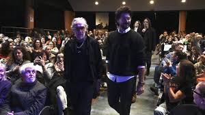 La organización, pendiente del viento y la lluvia de hoy