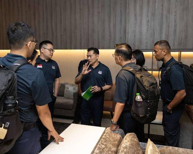 Singapore sends 19 police and forensic officers to Nepal for flood relief; more than 1,100 bodies recovered, nearly 4,500 missing