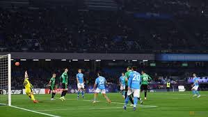 Napoli edge Sassuolo to return to winning ways