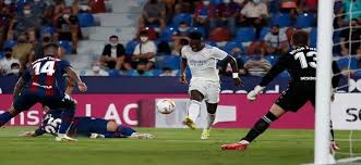بث مباشر ريال مدريد ضد ليفانتي في الدوري الإسباني 2026 من أجل الابتعاد بالصدارة البداية الآن (0-0) شاهد