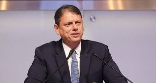 Tarcísio comemora resultado de aprovação da pesquisa Datafolha