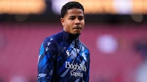 Cruzeiro e Wesley chegam a acordo, e clube aguarda exames para assinar empréstimo do atacante
