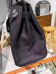 Luxury Leather Crossbody Bag - Large Capacity Togo 40, Black ...