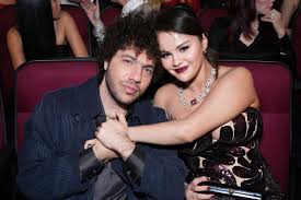Love in the Shadows: How Selena Gomez and Benny Blanco Mastered the Art of the Secret Romance Before Going Public