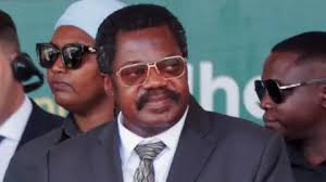 Emmanuel Nchimbi: Tanzania's vice-president announces resignation in unprecedented move