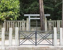 白峯陵（崇徳上皇陵）の画像