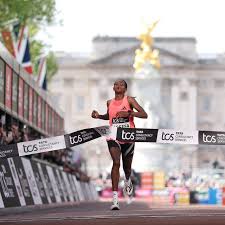 Tigst Assefa Breaks Her Own Women’s-Only World Record to Win the London Marathon