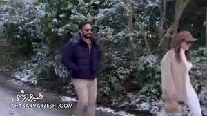 ویدیو| پیاده‌روی سرمربی و همسرش پس از اخراج!