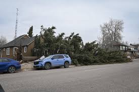 Wyoming Hit by Severe Windstorm: Closures, Outages, and Damage Reported