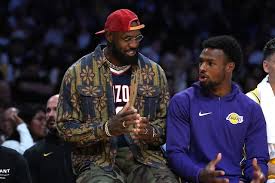 LeBron James: Posible fecha de regreso y actualización de su lesión