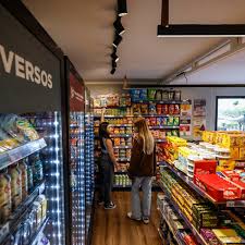 Vendas do varejo crescem 0,6% em fevereiro, em novo patamar recorde, aponta IBGE