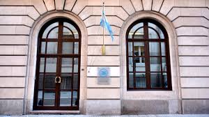 Sacudón en la SIDE: Milei reemplaza al jefe de espías. ¿Por qué?