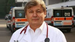 Managerul Spitalului Clinic Judeţean de Urgenţă (SCJU) din Târgu Mureş, Ovidiu Butuc, a declarat, luni, că l-a înlocuit pe medicul Benedek Istvan din ... - medic-demis-dupa-ce-a-cerut-citostatice-conducerea-ministerului-l-a-acuzat-de-dezinformare