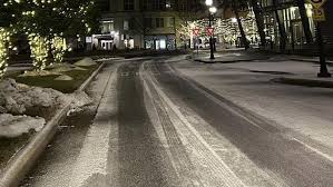 Early snow, slick roads prompt Buncombe County Schools to close Thursday
