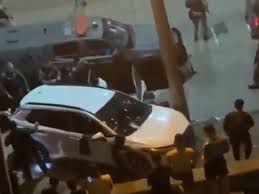 Perseguição termina em troca de tiros na Avenida Brasil e deixa cinco mortos, incluindo PM