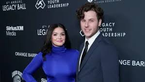 Ariel Winter Reveals She's Living With 'Modern Family' Brother Nolan Gould in L.A. Rental—4 Years After Quitting California for Nashville