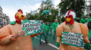 Video. Tens of thousands march in Brussels during Belgium national strike