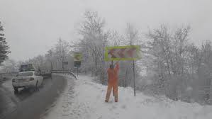 Meteorologii anunță ninsori, ger și vânt puternic: „Senzația de rece va fi mult amplificată”