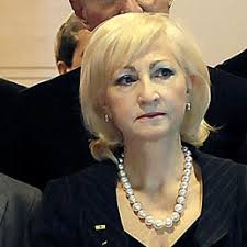 Marina Grossi, amministratore delegato di Selex Sistemi integrati e moglie del presidente di Finmeccanica, Pier Francesco Guarguaglini, non ha accolto la ... - grossi-guarguaglini-258