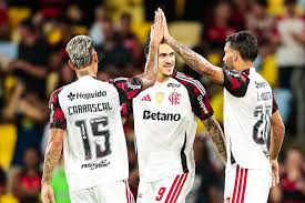Video: Jorge Carrascal brilló con doblete de asistencias en Flamengo