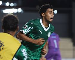 Palmeiras encaminha empréstimo do atacante Luighi ao New York City