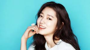 Hasil gambar untuk biodata park shin hye