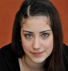 Résultat de recherche d'images pour "hazal kaya adini feriha koydum sezon 3"