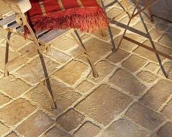 Pavés en pierre naturelle antidérapants