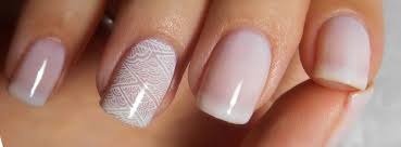 Resultado de imagem para unhas para casamento