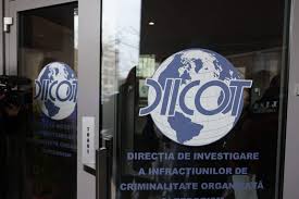 Ce au găsit procurorii DIICOT la perchezițiile din localitatea unde a fost ucis Mario. Doi tineri au fost reținuți