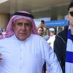 صور جماهير الهلال تستقبل بن