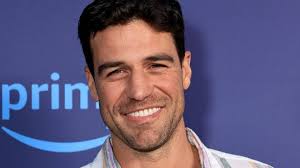 'Bachelorette' alum reveals he was diagnosed with a brain tumor
