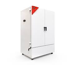 Cooling incubators for optimum incubation conditions