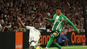Nelson Deossa terminaría su paso por el Betis: estos son sus posibles destinos en el mercado de fichajes