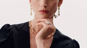 ELLE - News update