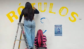 MUJERES ROTULISTAS Y DISEÑADORAS IMPARTIRÁN UN TALLER EN LA GALERÍA JOSÉ MARÍA VELASCO