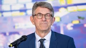 Leipzig: Weimer sagt Rundgang auf Buchmesse ab - Politik - SZ.de