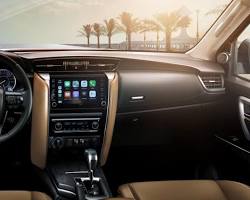 صورة المقصورة الداخلية لتويوتا فورنر 2024