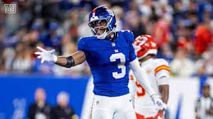 Abdul Carter Switches to No. 3 for Second Giants Season