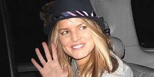 Celana Robek Jadi Pengalaman Memalukan Jessica Simpson. Jumat, 24 September 2010 16:29 | - 0000343230