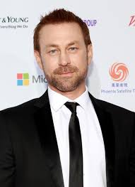 Actor Grant Bowler attends the 40th International Emmy Awards on November 19, 2012 in New York City. - Grant%2BBowler%2B40th%2BInternational%2BEmmy%2BAwards%2BSwmNuGV_5Ogl