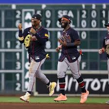 Braves open final regular-season series at Miami with Ray Kerr on mound