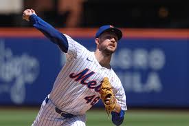 Padres Sign Griffin Canning