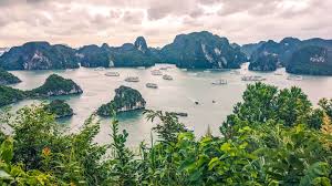 Discovering the Wonders of Halong Bay: A Comprehensive Guide for First-Time Visitors