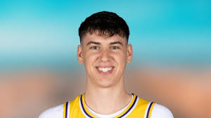 Jake LaRavia will play for the Lakers tonight in …