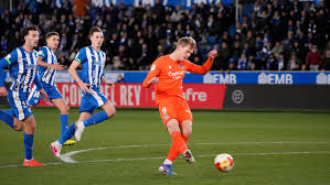 La Real sobrevive tras una fantástica remontada al Alavés
