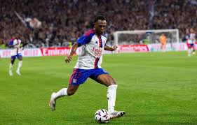 EN DIRECT TFC - OL : Lyon veut surfer sur son rythme européen pour bien dém… — 20 Minutes